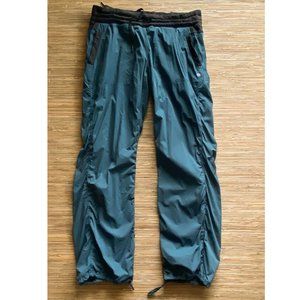 Lululemon Dance Studio Alberta Lake Lined Yoga / Workout Pants